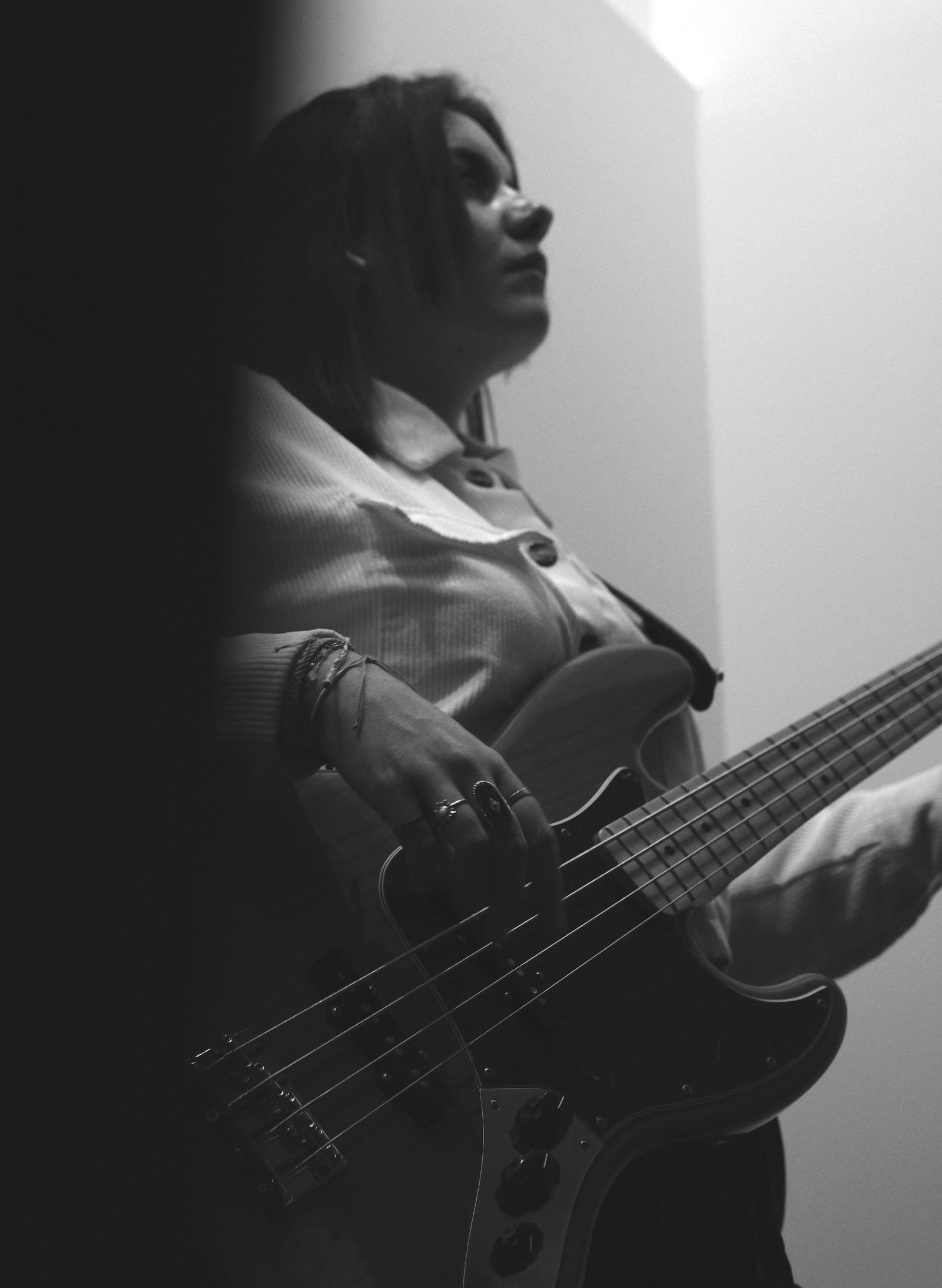 Emma, basse d'Elma and the Moon